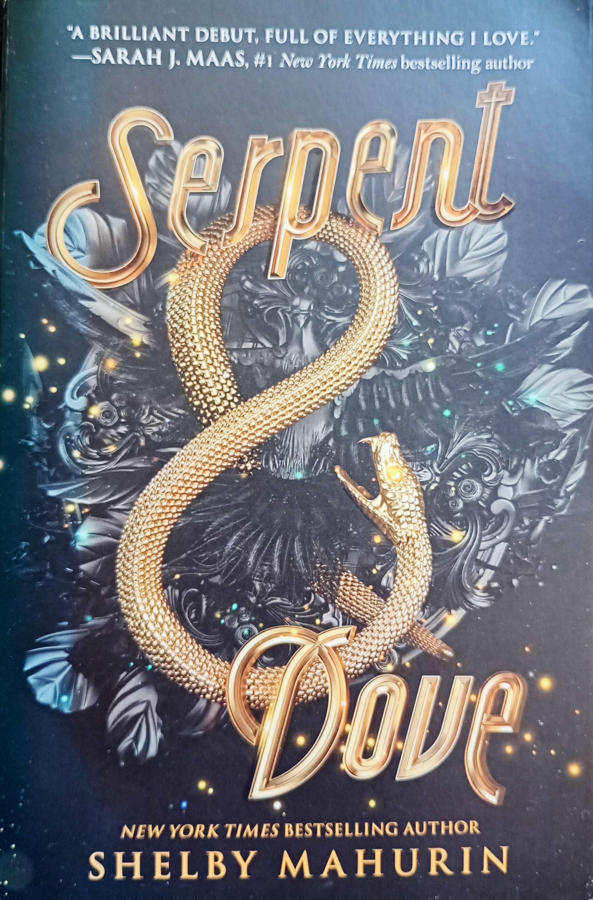 Serpent & Dove: Shelby Mahurin: 1   - Shelby Mahurin